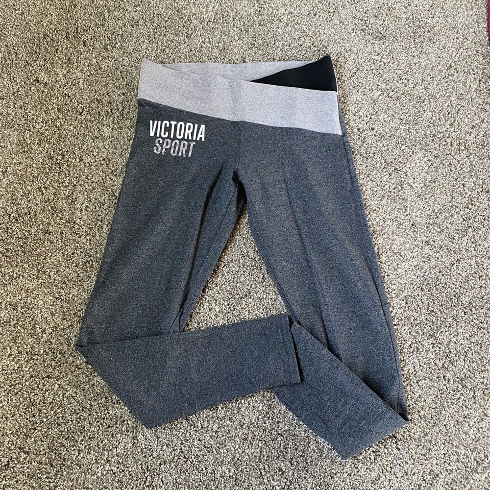 VS leggings